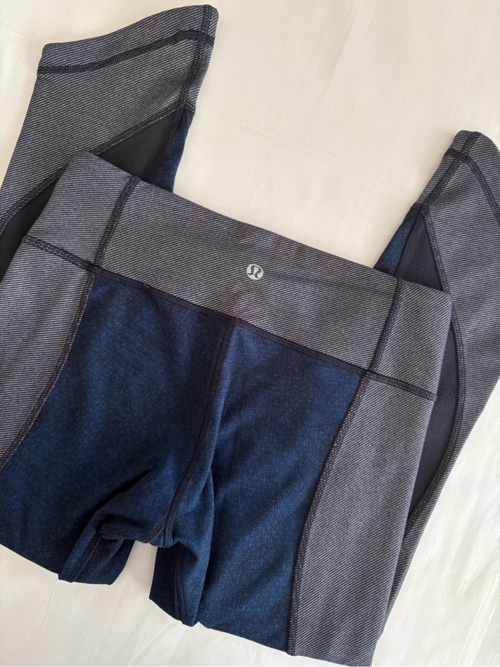 Lululemon Wunder Under Sashiko Crop Leggings Size 4